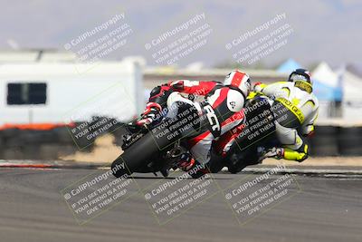 media/Oct-08-2022-SoCal Trackdays (Sat) [[1fc3beec89]]/Turn 16 (125pm)/